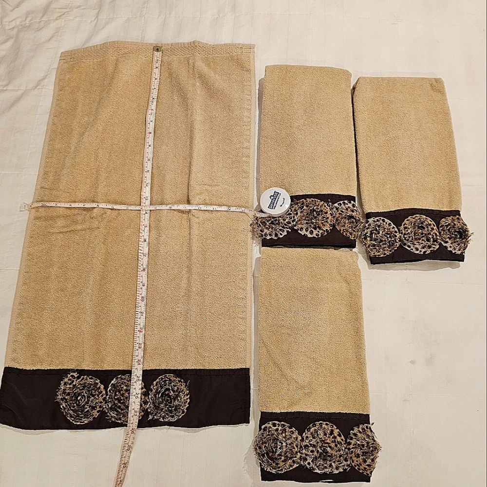 10 towels - 6 Fingertip Towels & 4 Hand Towels 100% Cotton New without t…
